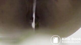 Japanese woman's toilet scene - video 83