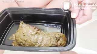 Hot girl shitting in tray twice