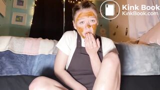Cute girl smearing and masturbating