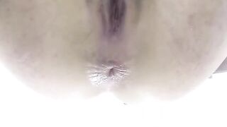 Japanese woman's toilet scene - video 98