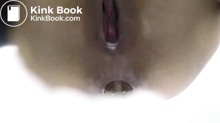 Japanese woman's toilet scene - video 93