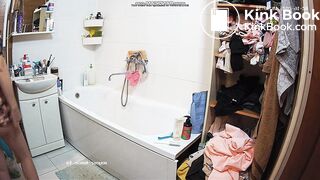 Some plops from beautiful women