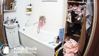 Some plops from beautiful women