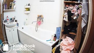 Some plops from beautiful women