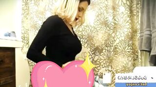 Girl fart on toilet - video 5