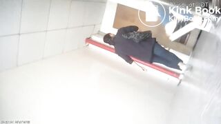 spy camera asian girl pee and shit.video_921