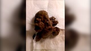 Black lady poo.. [1]