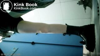 spy camera asian girl pee and shit.video_799