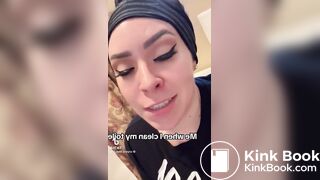 Girls pooping on toilet - video 33