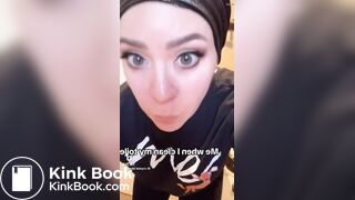 Girls pooping on toilet - video 33