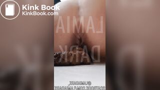 Eating poop @lamiadark_