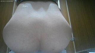 spy camera asian girl pee and shit.video_752