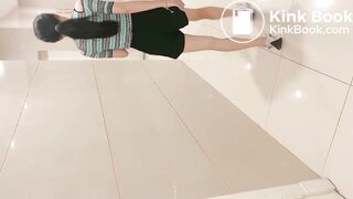 spy camera asian girl pee and shit.video_737
