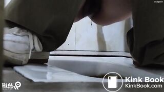 spy camera asian girl pee and shit.video_730