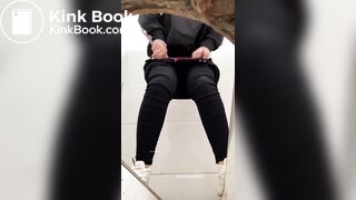 spy camera asian girl pee and shit.video_892