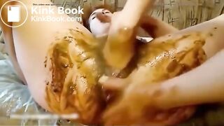 Pussy feeding - video 2
