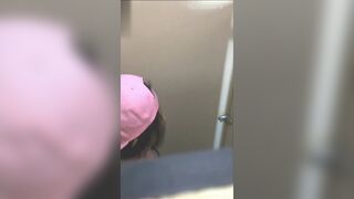 spy camera asian girl pee and shit.video_914