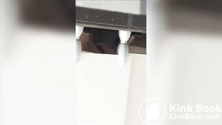 spy camera asian girl pee and shit.video_914