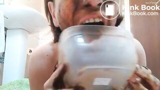 Brunette chick play scat compilation