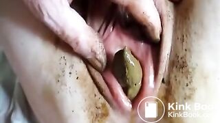 Vagina poo..