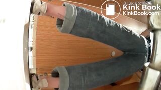 spy camera asian girl pee and shit.video_790