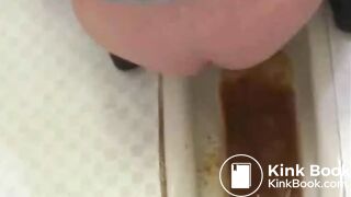 Japanese woman's toilet scene - video 52