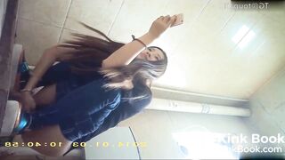 spy camera asian girl pee and shit.video_787