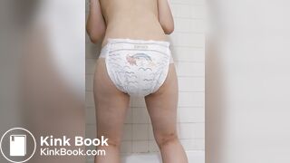 Rare girl shits her pampers