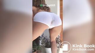 Pantypoop and twerking