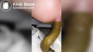 Japanese Twitter Girl Shitting "S" 2