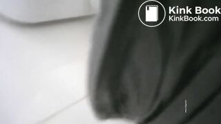 spy camera asian girl pee and shit.video_747