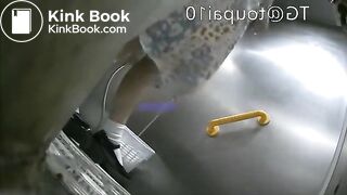 spy camera asian girl pee and shit.video_796