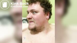 Girlfriend pooping with boyfriend on bathtub