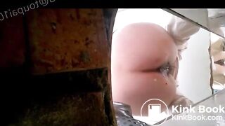 spy camera asian girl pee and shit.video_707