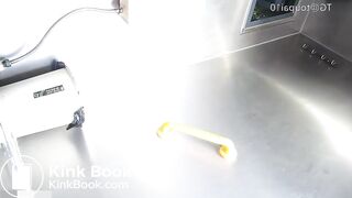 spy camera asian girl pee and shit.video_786