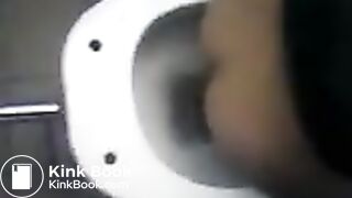 Girl pooping on public toilet - video 8