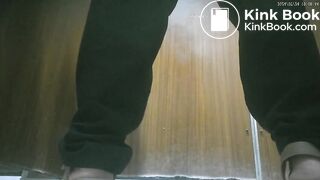 spy camera asian girl pee and shit.video_751
