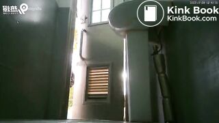 spy camera asian girl pee and shit.video_728
