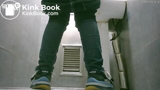 spy camera asian girl pee and shit.video_728