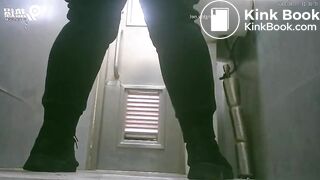 spy camera asian girl pee and shit.video_728