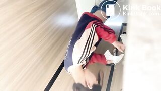spy camera asian girl pee and shit.video_483