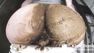 Sexy nylon poop