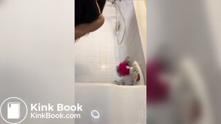 Big ass ebony tub shit