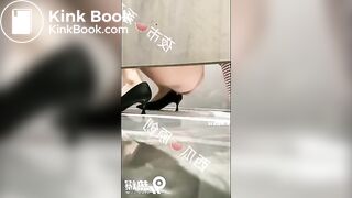 spy camera asian girl pee and shit.video_717