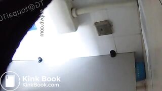 spy camera asian girl pee and shit.video_706