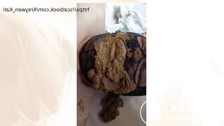 Movie trailer Eating shit !