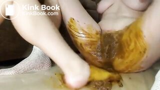 Scat foot..