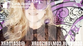 @scatdark chewing shit