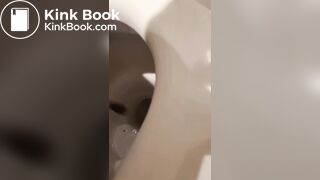 Cute girl poop scene046