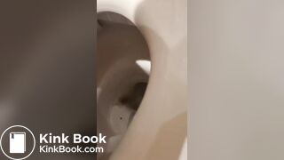 Cute girl poop scene046